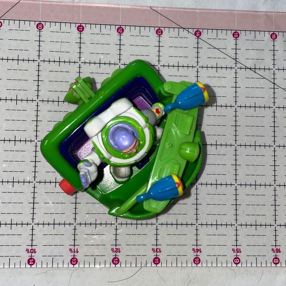 BUZZ LIGHTYEAR SPACE RANGER SPIN ride vehicle diecast Disney parks - Picture 5 of 8